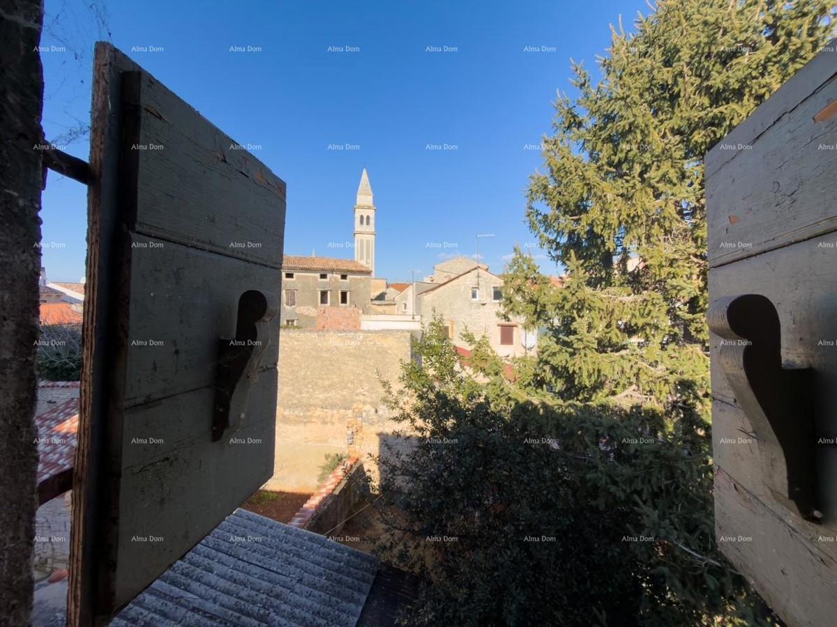 The translation of "Kuća u centru Vodnjana!" to Slovenian is "Hiša v centru Vodnjana!"