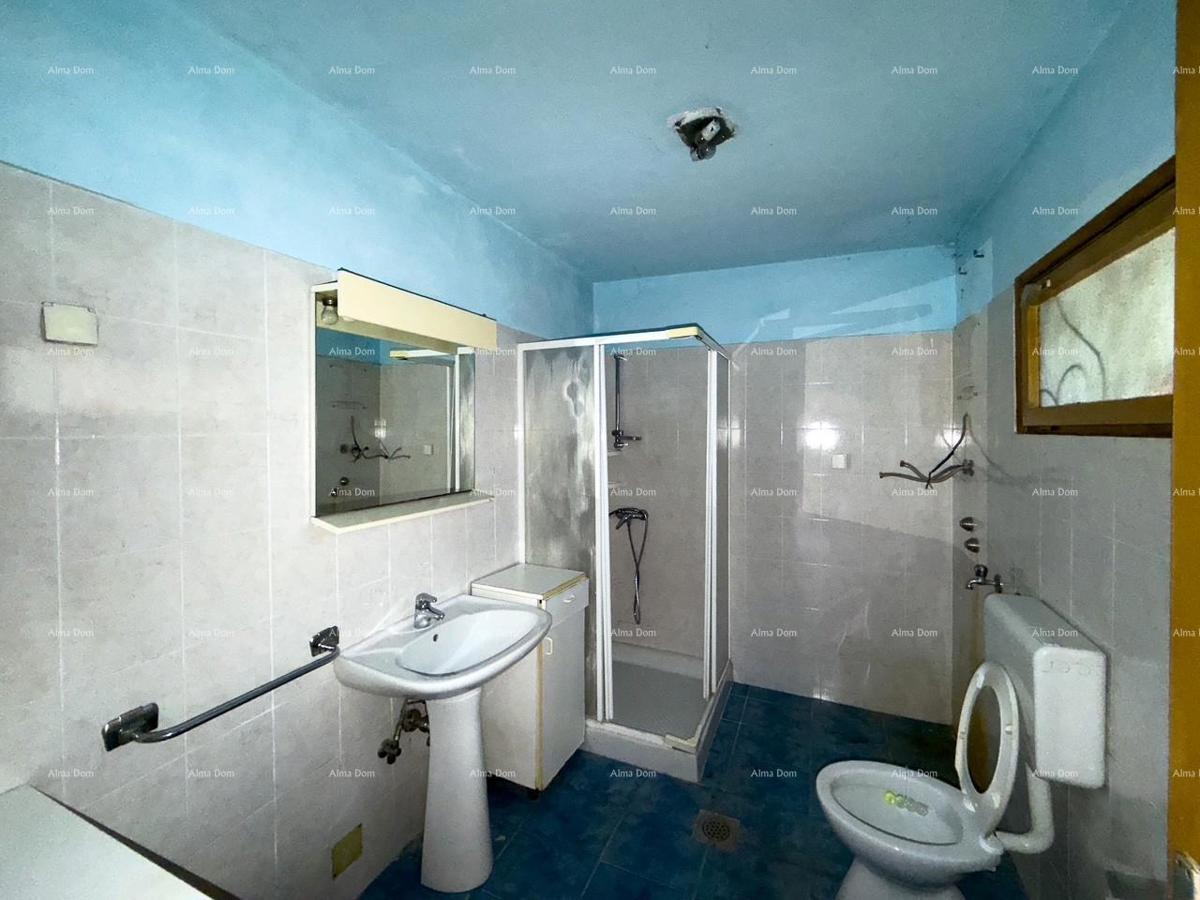 The translation of "Kuća u centru Vodnjana!" to Slovenian is "Hiša v centru Vodnjana!"