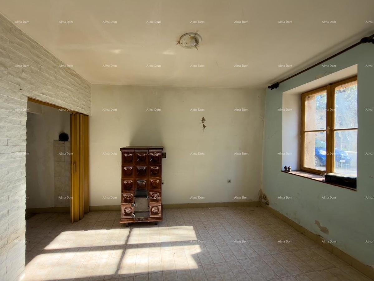 The translation of "Kuća u centru Vodnjana!" to Slovenian is "Hiša v centru Vodnjana!"