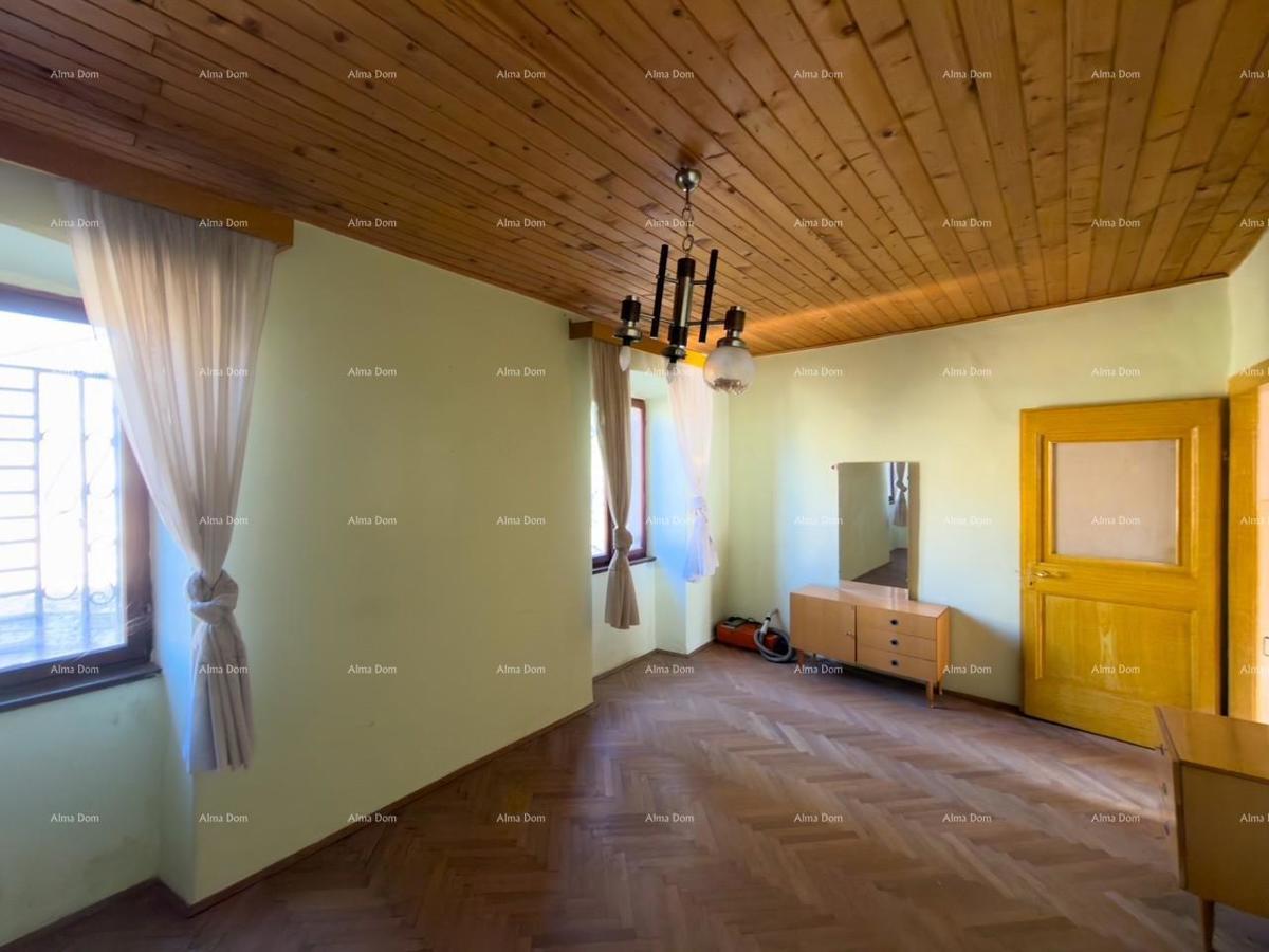 The translation of "Kuća u centru Vodnjana!" to Slovenian is "Hiša v centru Vodnjana!"