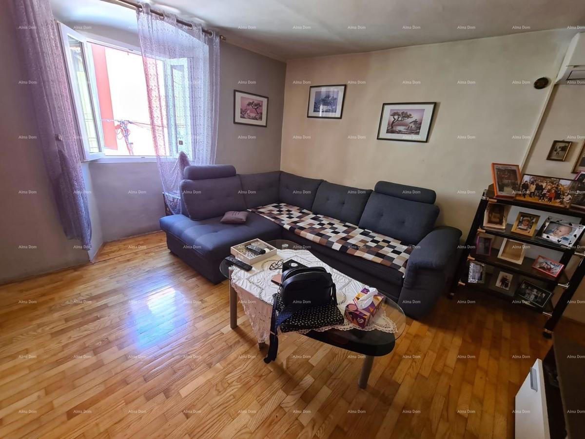 Hiša, center Buja, 106 m²