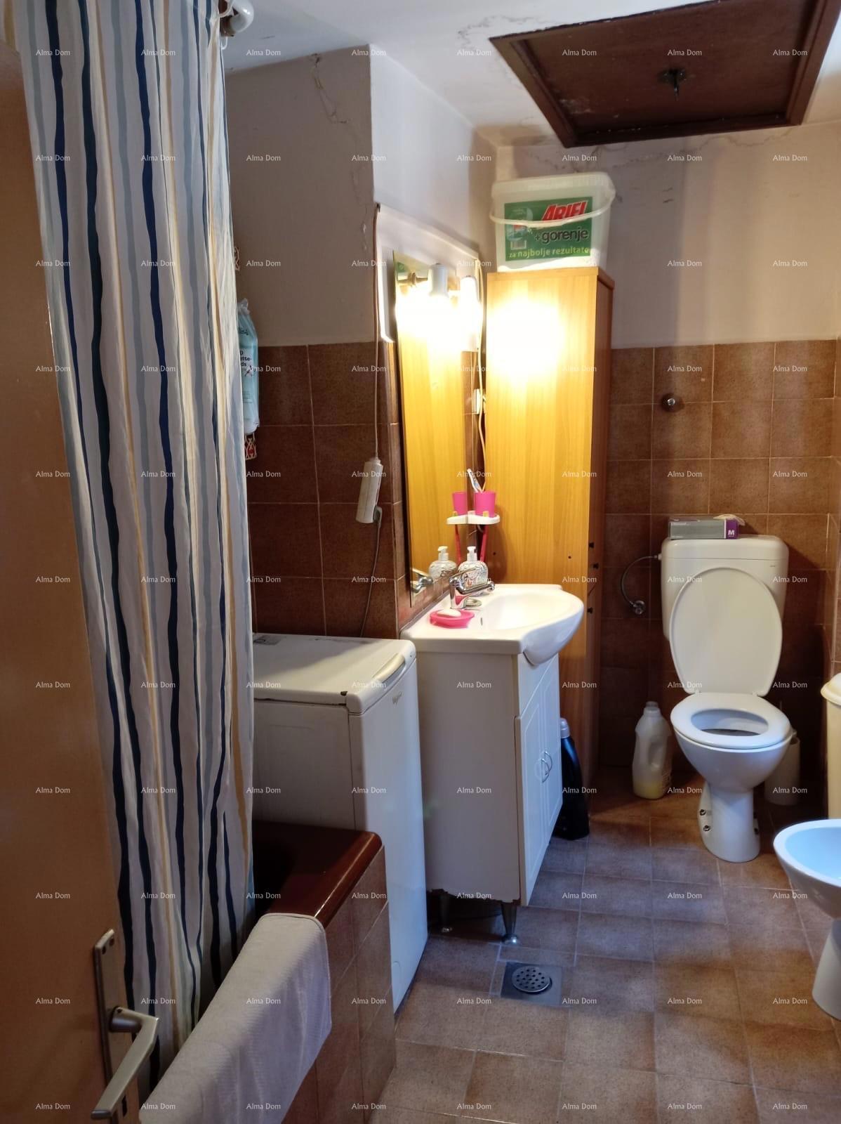 Hiša, center Buja, 106 m²