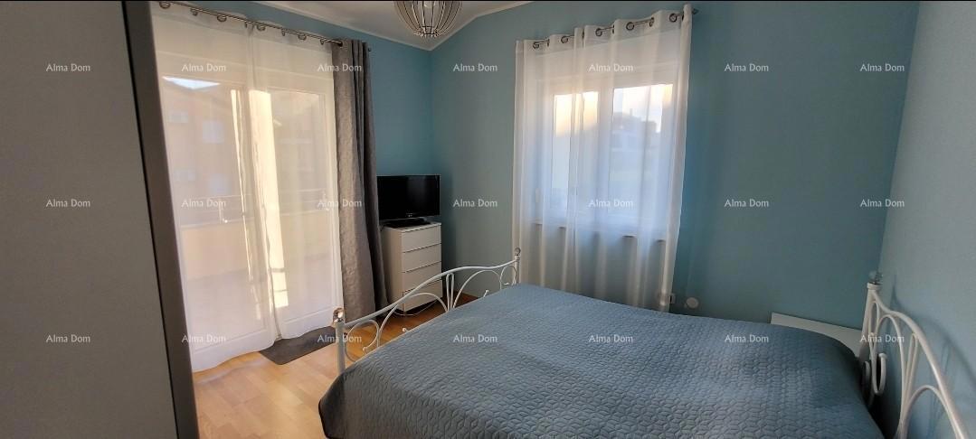 Ližnjan! Opremljen stan! Pogled na more!