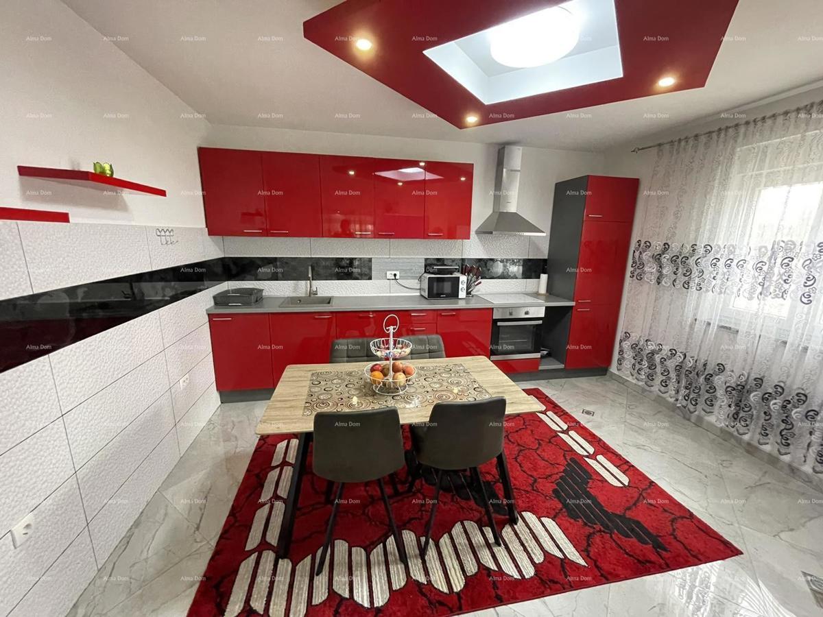 Enonadstropna hiša z velikim vrtom