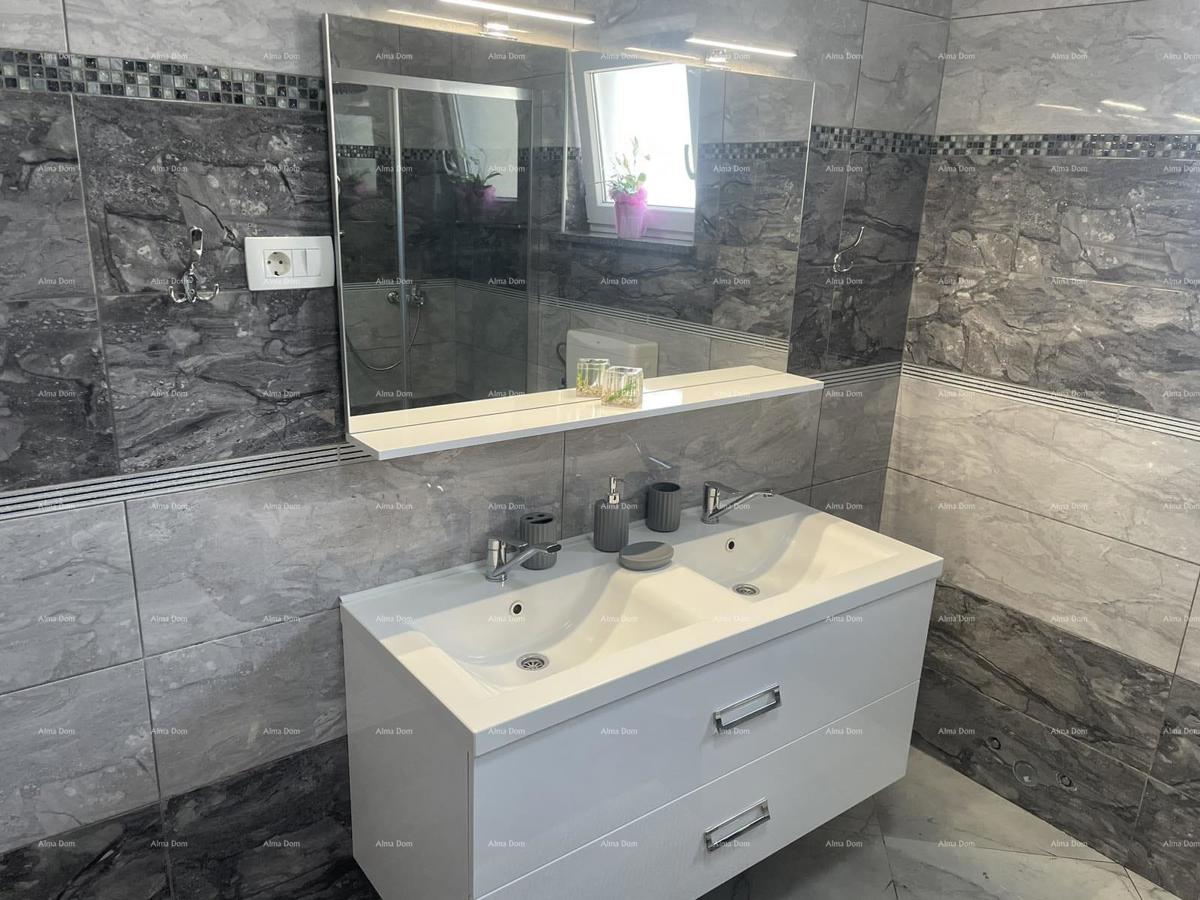 Enonadstropna hiša z velikim vrtom