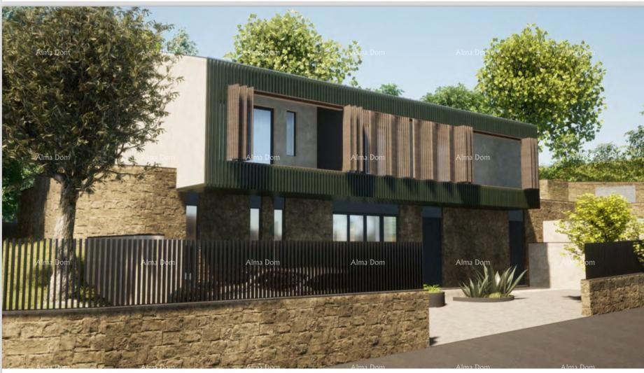 Prodaja se gradbeno zemljišče z ruševno hišico v Labinu, s pogledom na morje in projektom.