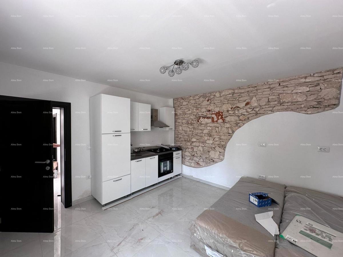 Prodaja fantastične hiše s tremi stanovi v Medulinu!