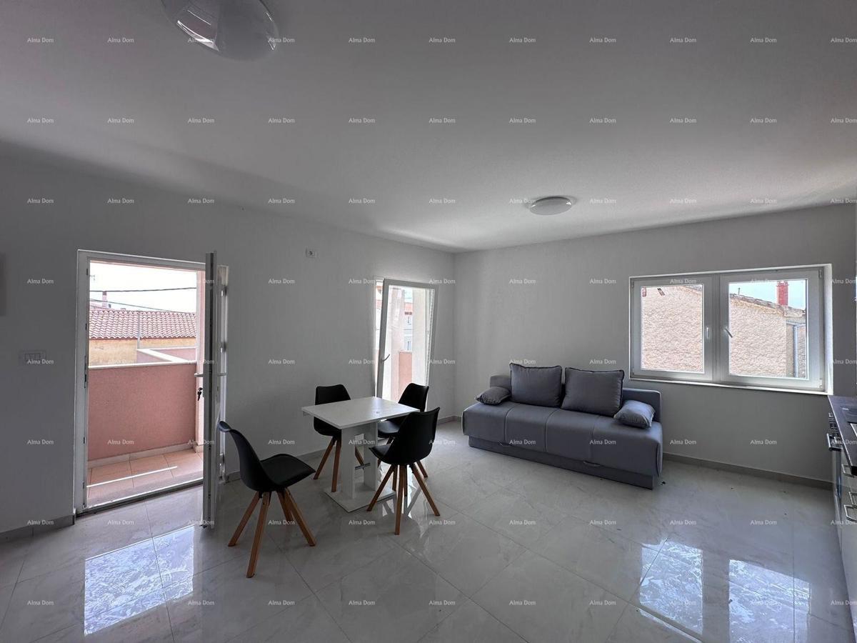 Prodaja fantastične hiše s tremi stanovi v Medulinu!