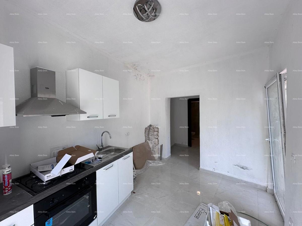 Prodaja fantastične hiše s tremi stanovi v Medulinu!