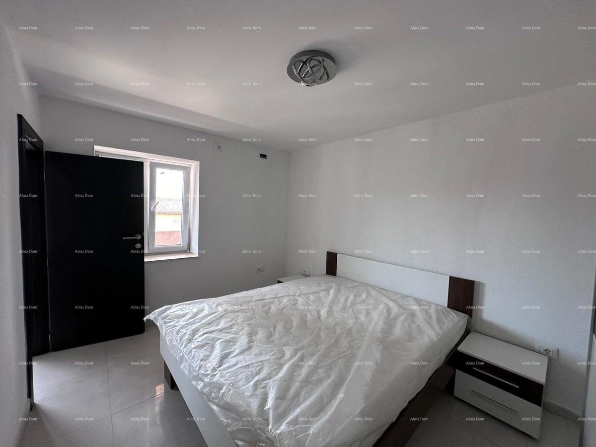 Prodaja fantastične hiše s tremi stanovi v Medulinu!