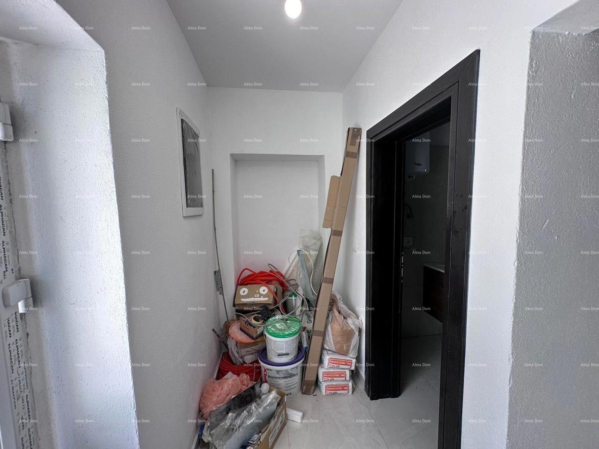 Prodaja fantastične hiše s tremi stanovi v Medulinu!