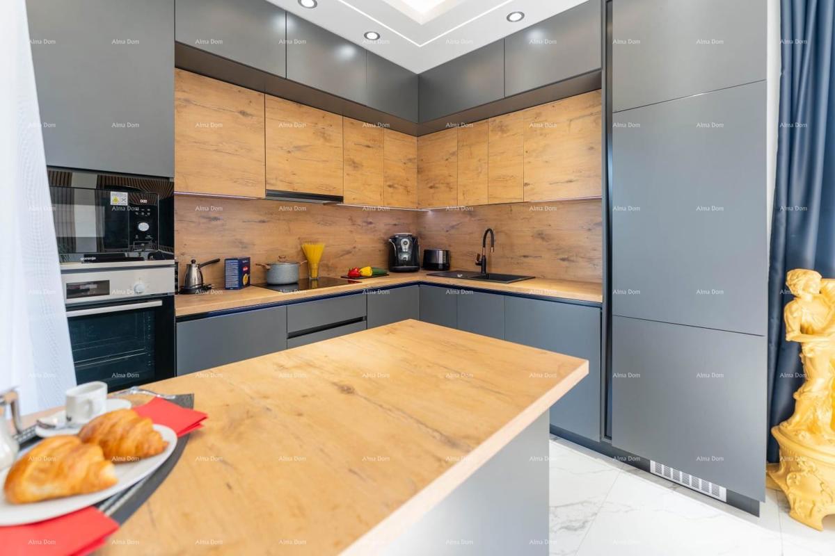 Moderna hiša z bazenom na odlični lokaciji, Medulin!