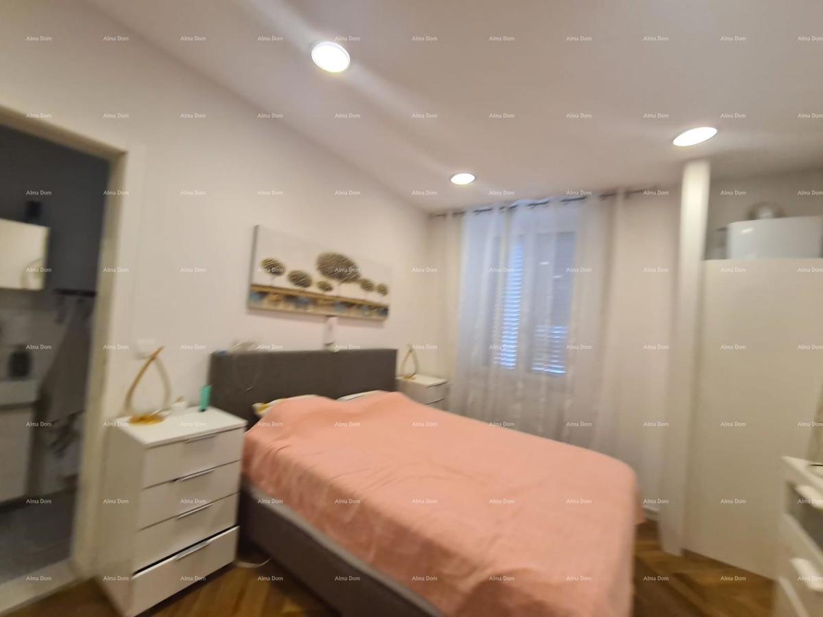 PRODAJA STANA Z DVA APARTMAJA – PULA