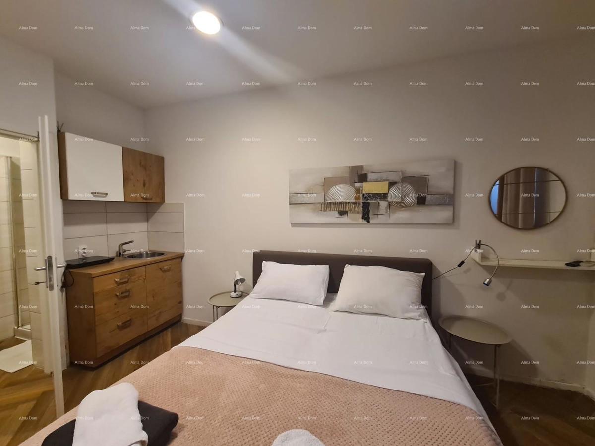 PRODAJA STANA Z DVA APARTMAJA – PULA