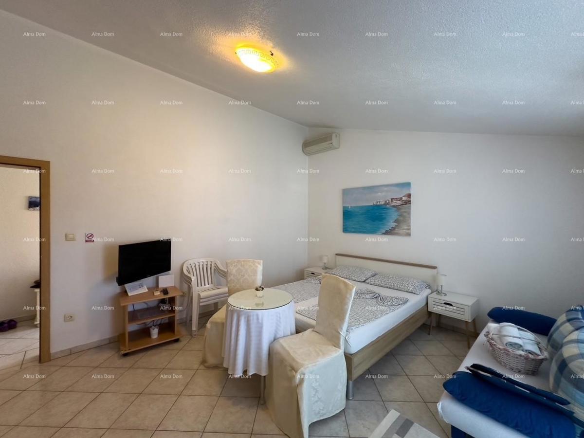 MEDULIN! Studio apartma na drugem nadstropju etažirane stavbe.