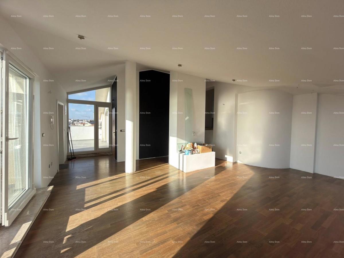 MEDULIN – penthouse z odprtim pogledom na morje, 150 m od obale