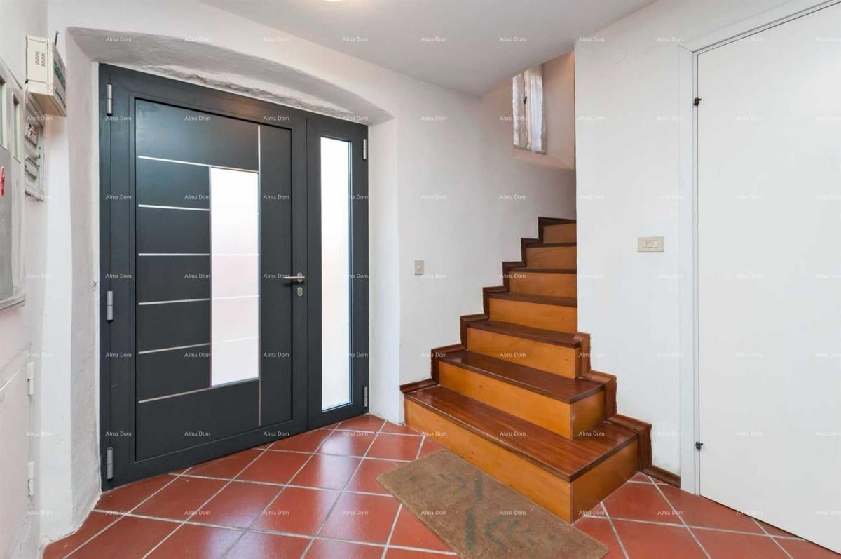 Rovinj – Stan s pogledom na more v samem centru, 50 m od morja