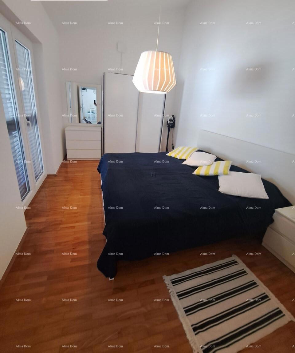 Samostoječa hiša z atrijem, 400 m od morja – Barbariga