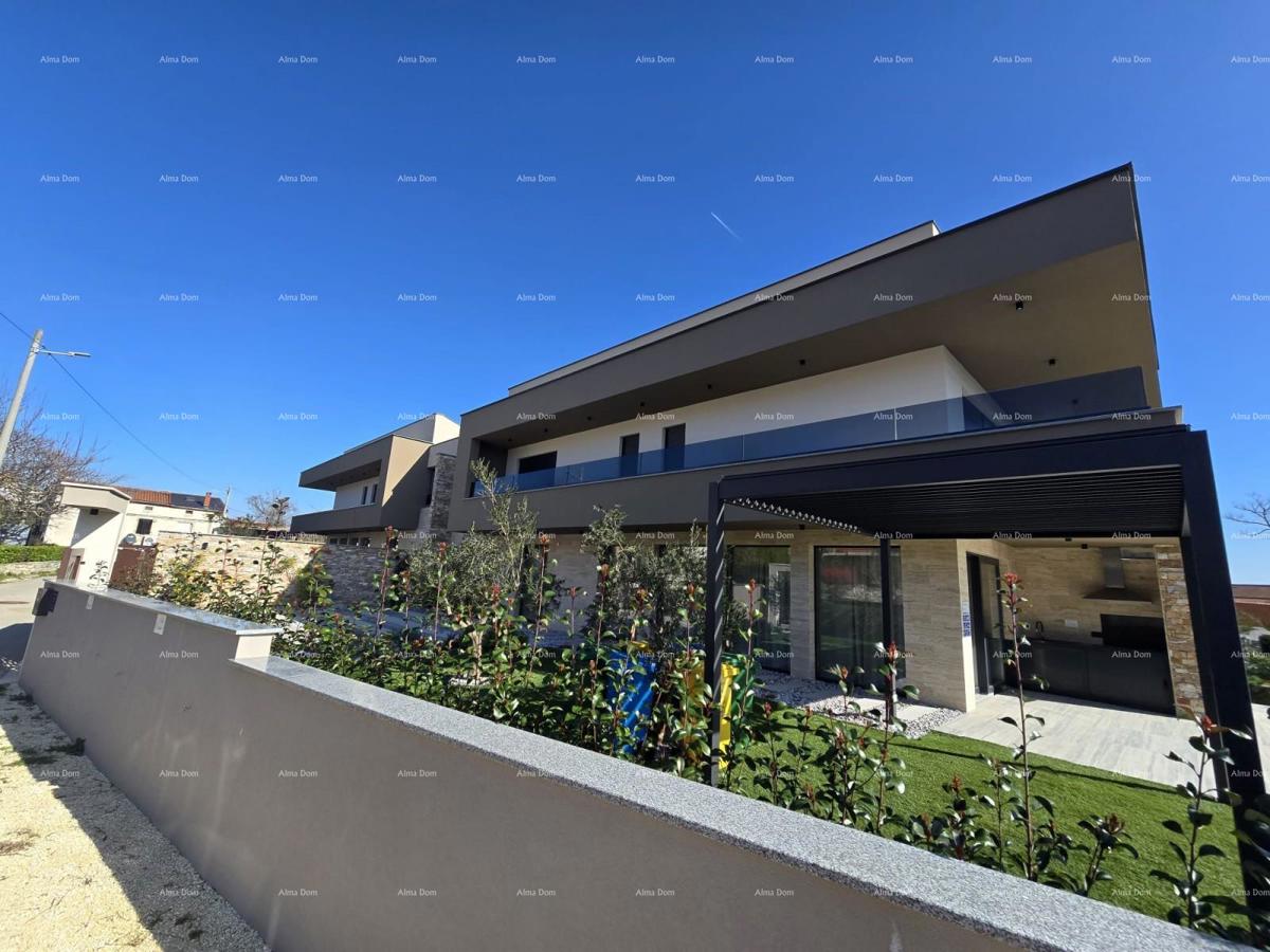 Moderna vila z bazenom in savno, Marčana!