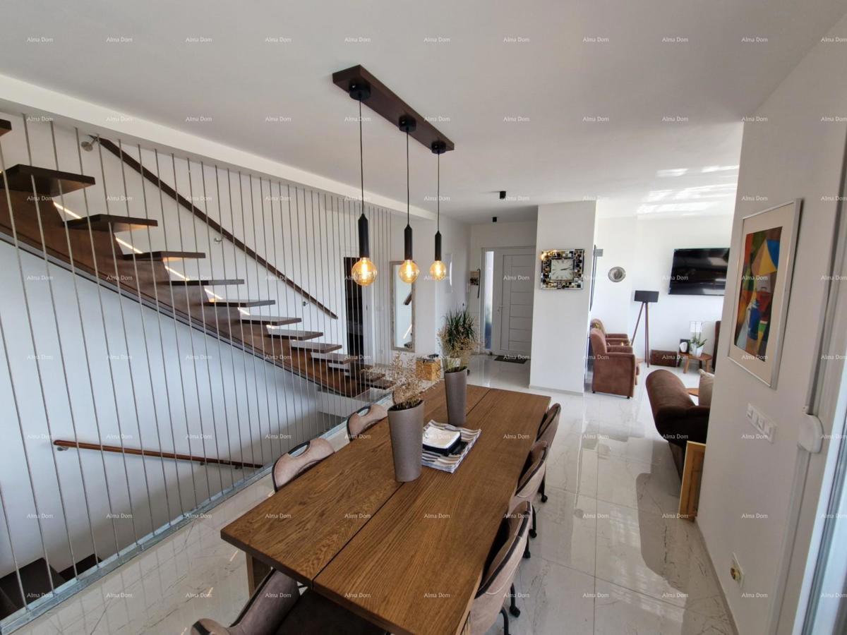 Prodaja luksuzne vile v Medulinu – 100 m od morja