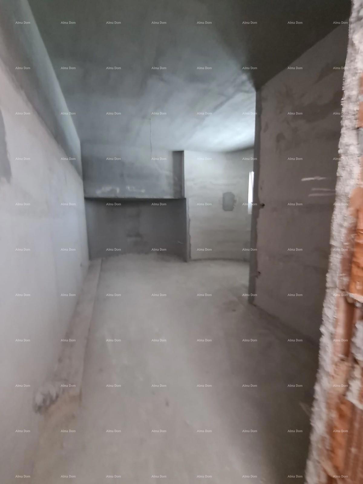 Prodaja kuće s dvema stanoma – Fažana