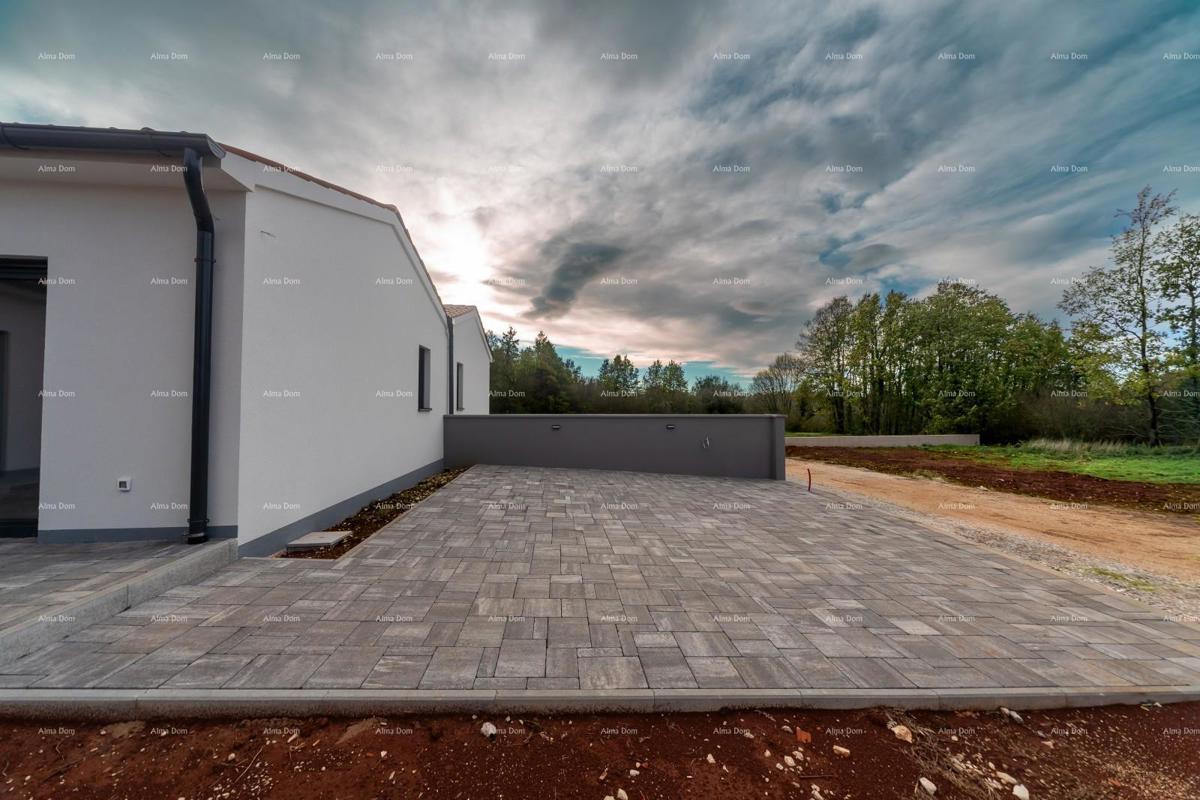 BARBAN, KOŽLJANI - Novogradnja / Dvojna gradnja, levi del. Ekološko območje