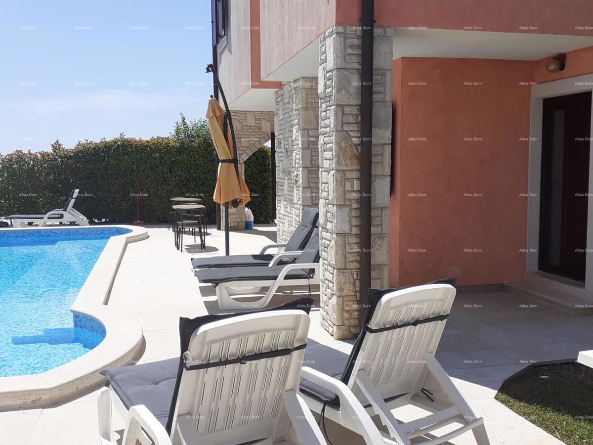 Prekrasna hiša s bazenom v Barbanu: idealna za družino in hišne ljubljenčke