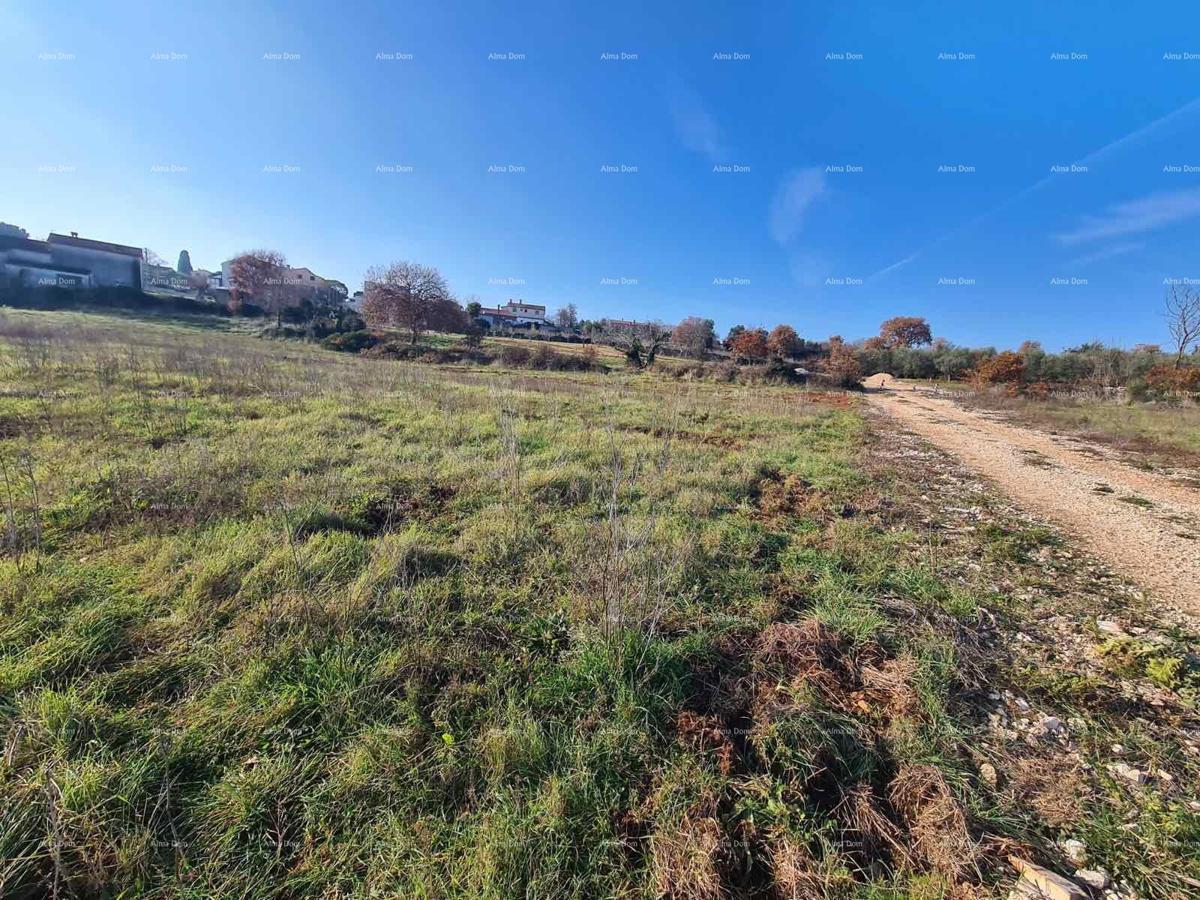 Građevinsko zemljišče Vintijan – 1.107 m²