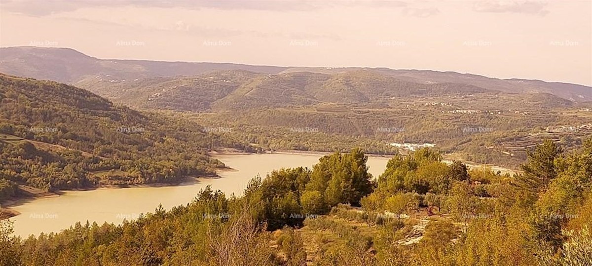 Gradbeno zemljišče Pazin