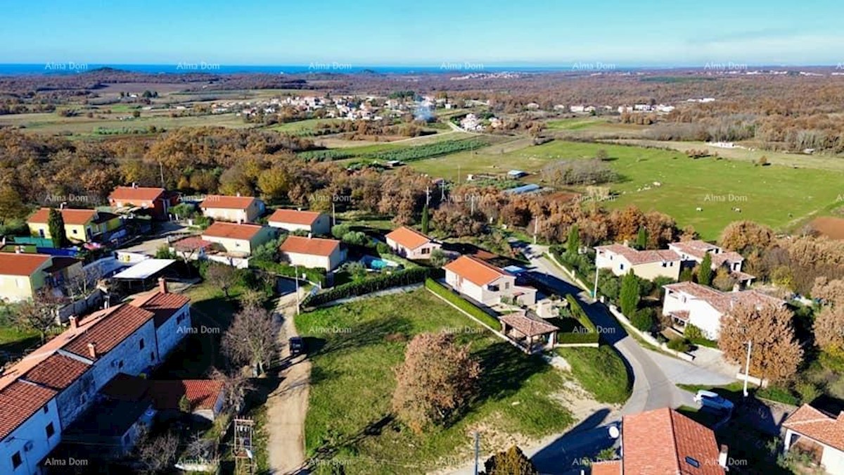 Prodamo zazidljivo zemljišče, Poreč, 626 m2