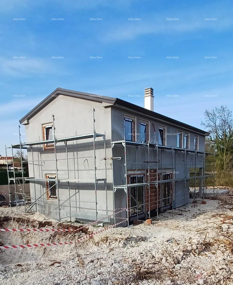 Prodaja moderne hiše s bazenom v mirnem in lepem istrskem kraju, Juršići, Svetvinčenat!