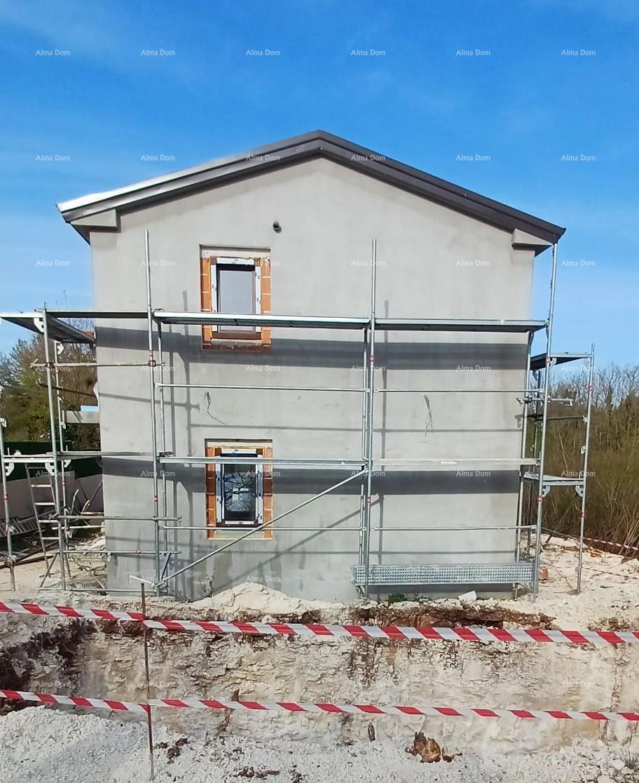 Prodaja moderne hiše s bazenom v mirnem in lepem istrskem kraju, Juršići, Svetvinčenat!
