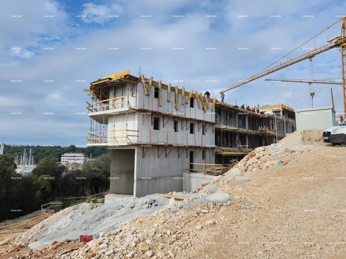 Prodaja modernih stanovanj v ekskluzivni stavbi s pogledom na marino, Pula!