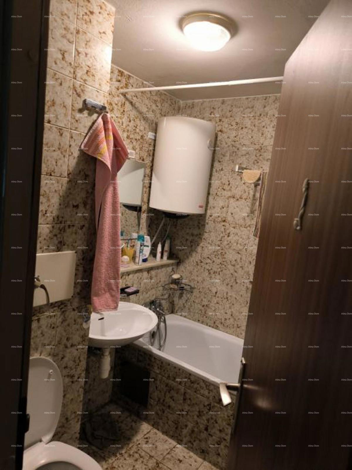 Na prodaju – funkcionalen stan s ložo, tretji nadstropje.