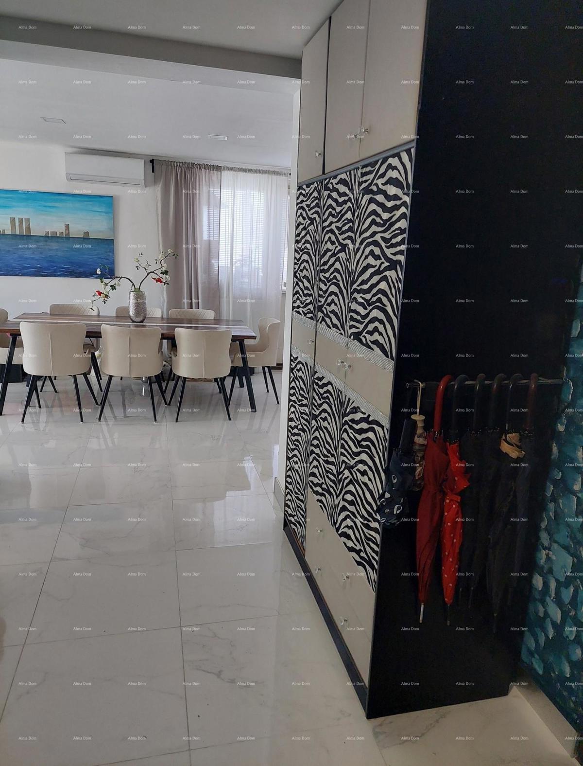 Prodaja renoviranega stanovanja na odlični lokaciji, v bližini centra mesta, Pula!