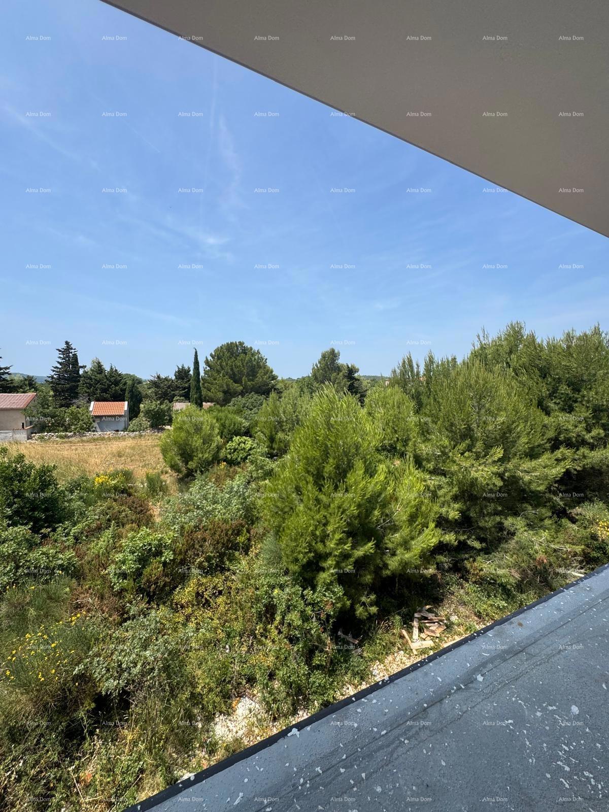 Prodaja luksuznega stanovanja s parkirnim mestom in pogledom na morje, Ližnjan!