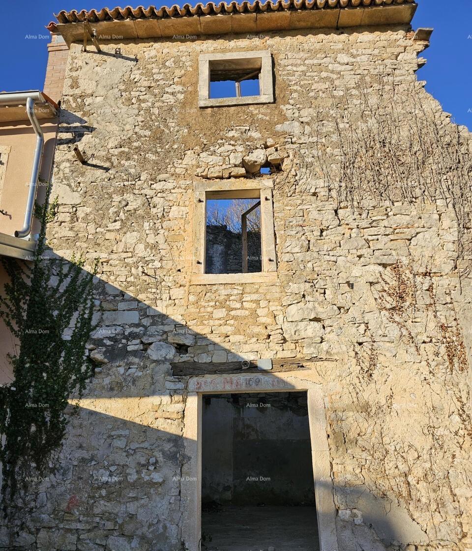 Istarska kamena hiša s pogledom na morje – Buja