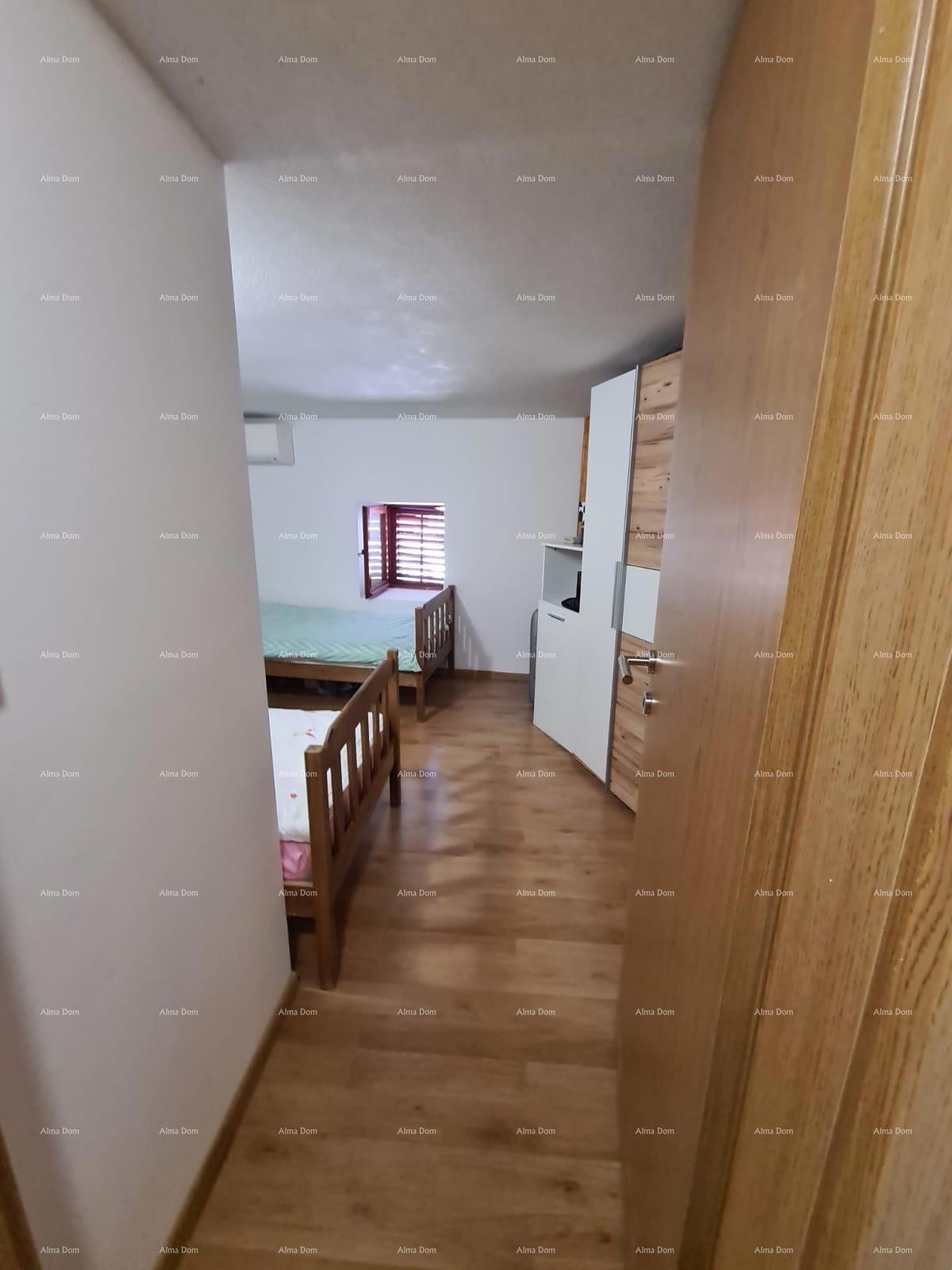 Prodaja - stan v centru Galižan!