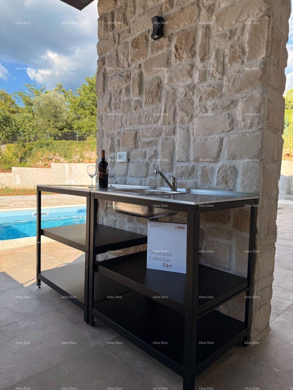 Prodaja novoizgrajene, moderno opremljene hiše s bazenom, Rakalj!