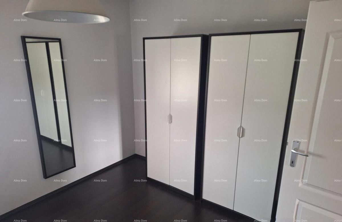 Prodaja - Lijepo uređen, opremljen stan v mirnem naselju blizu morja, Umag!