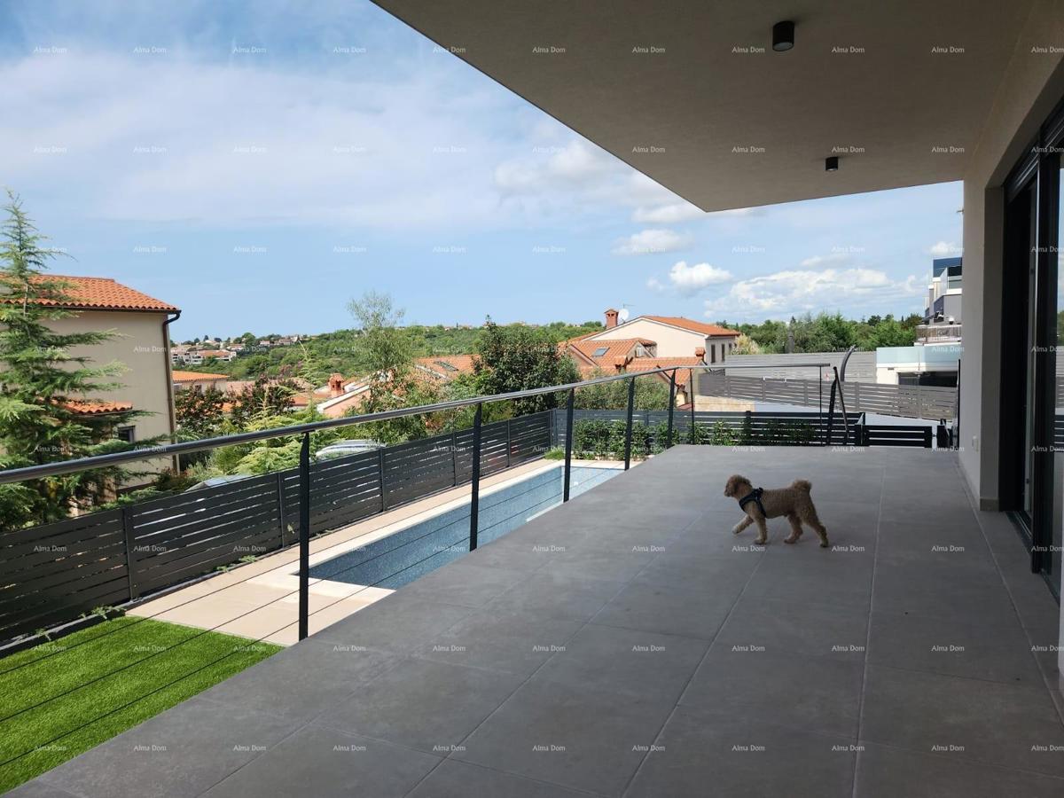 Luksuzni stan v novogradnji s bazenom -- Banjole, Volme!