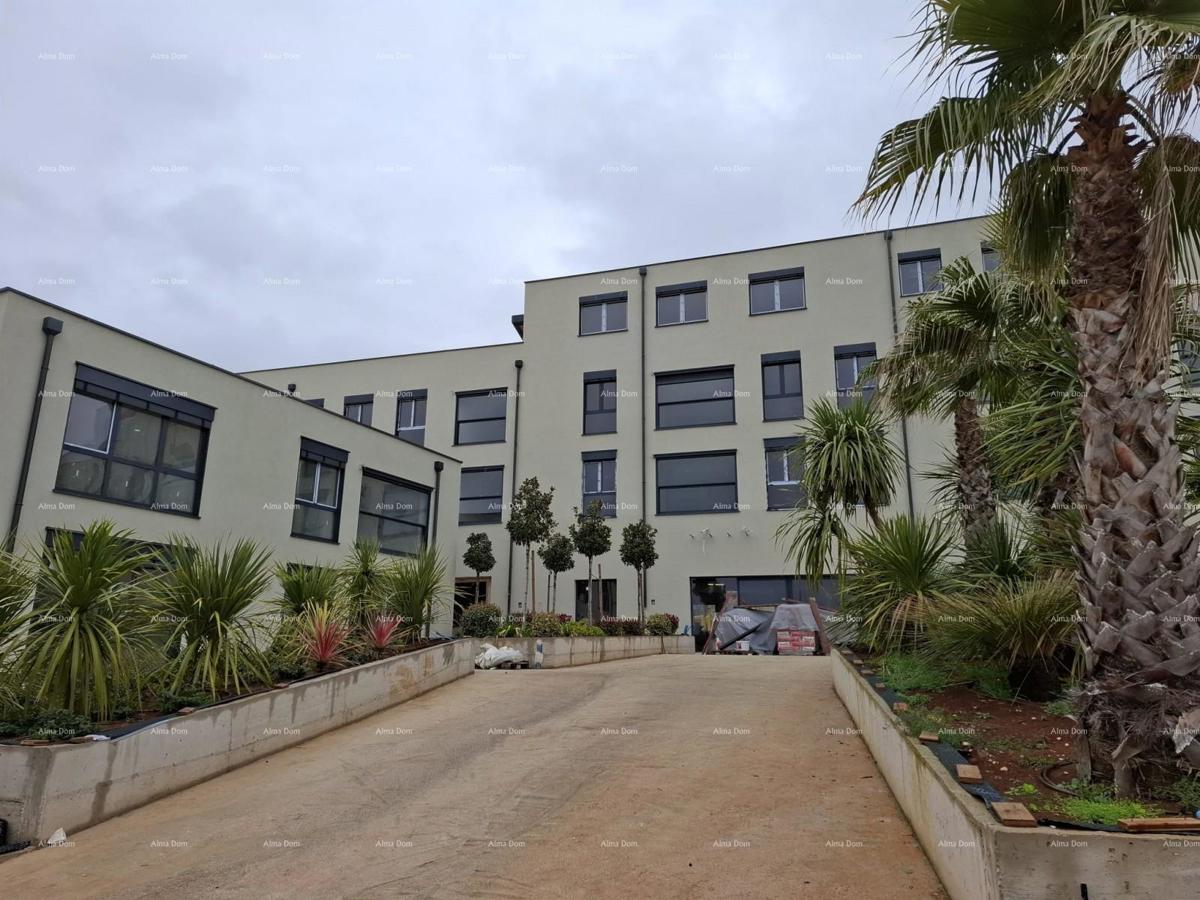 Stanovanjsko-poslovna stavba – Garsonjera S102, Poreč!