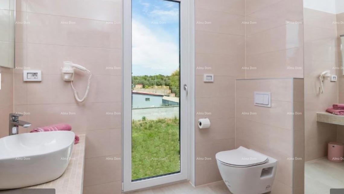 Prodaja čudovite vile s bazenom, jacuzzijem in pogledom na morje, Fažana!