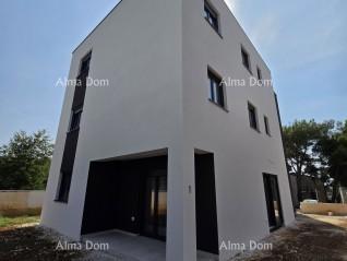 Penthouse v novi stavbi v bližini morja