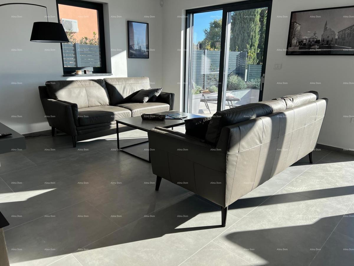 Prodaja moderne vile s bazenom, Svetvinčenat!