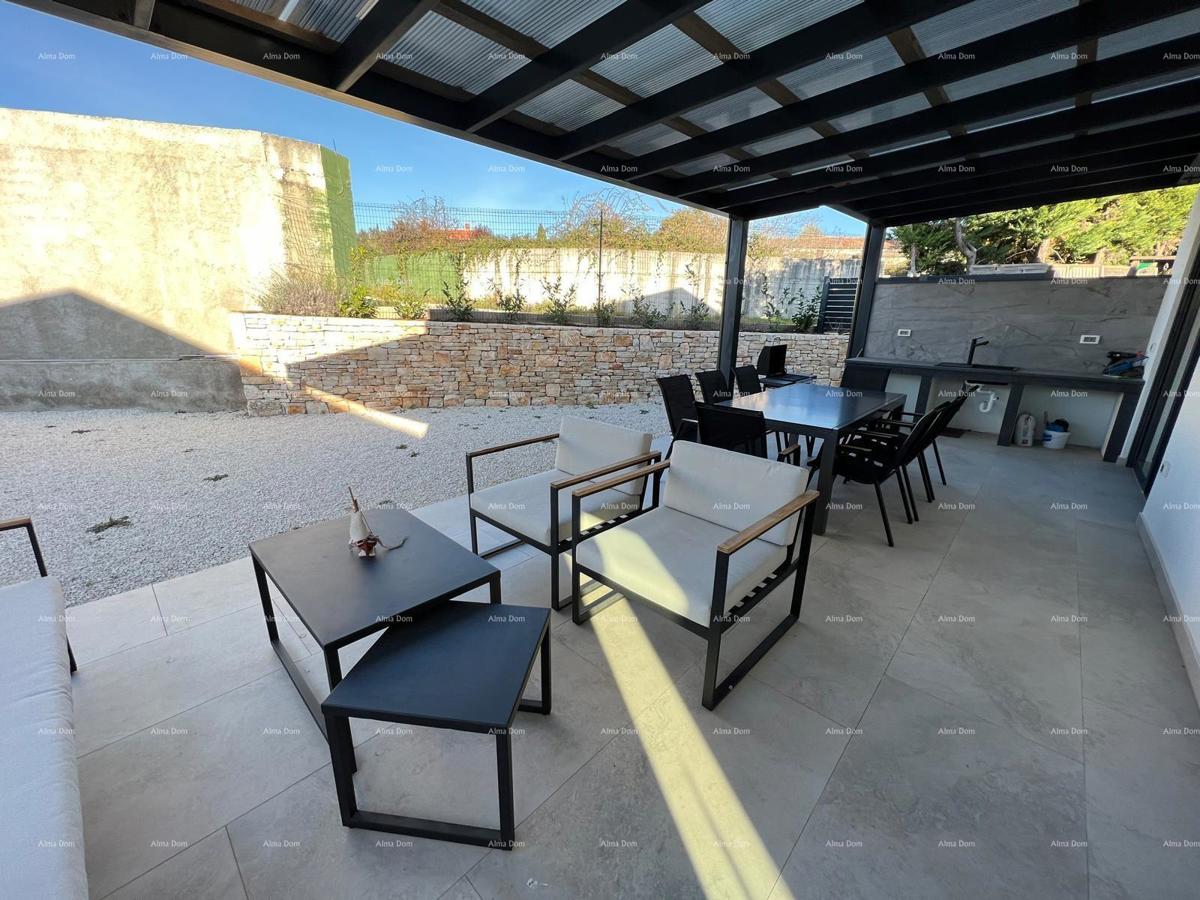 Prodaja moderne vile s bazenom, Svetvinčenat!