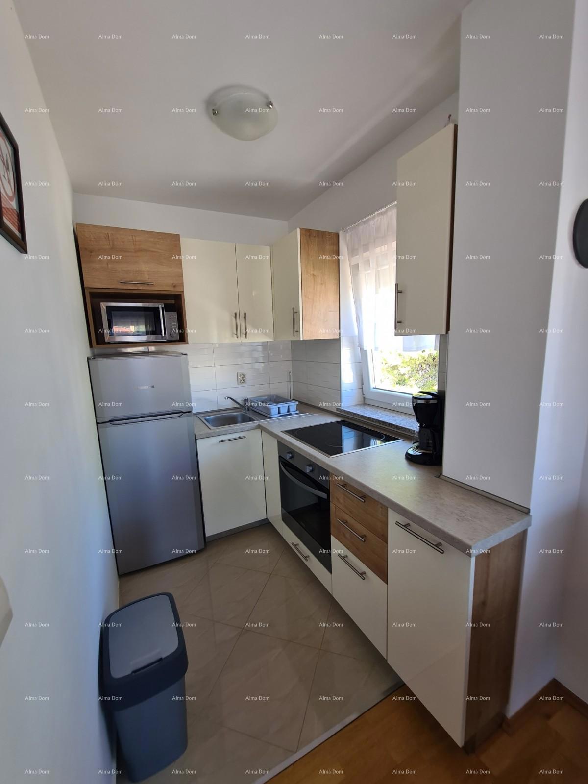 Medulin! Hiša s 6 ločenimi stanovanjskimi enotami!