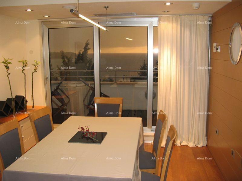 Na prodaju – Luksuzna vila 60 m od morja, Peščena uvala