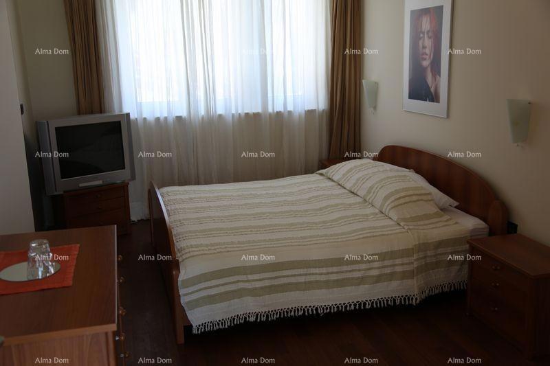 Na prodaju – Luksuzna vila 60 m od morja, Peščena uvala