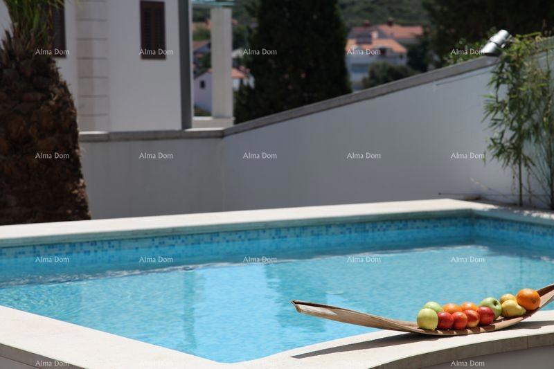 Na prodaju – Luksuzna vila 60 m od morja, Peščena uvala